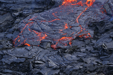 Volcan du Geldingadalir - coulées de lave de type Pahoehoe - 0mn 42s